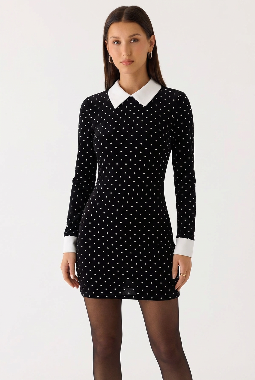 Robe Mini Noire à Pois – Col Claudine Chic et Manches Longues